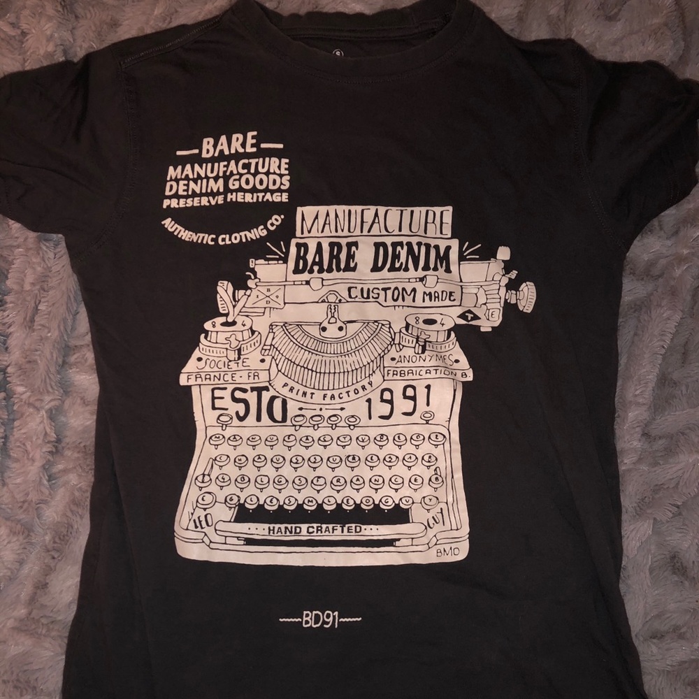 Vintage typewriter tee